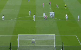 开云app-【意甲】帕雷德斯任意斩DV9破荒，尤文2比1莱切